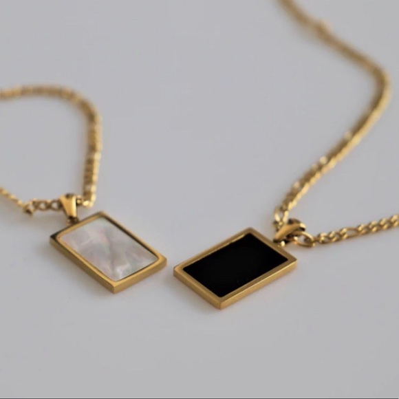 Black Onyx Necklace - Picture 4 of 5